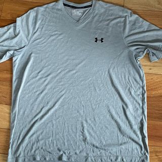 アンダーアーマー(UNDER ARMOUR)のアンダーアーマー VネックTシャツ(Tシャツ/カットソー(半袖/袖なし))