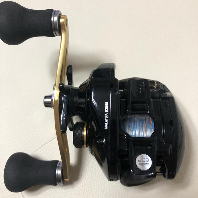 SHIMANO グラップラーBB 200HG 右ハンドル 3