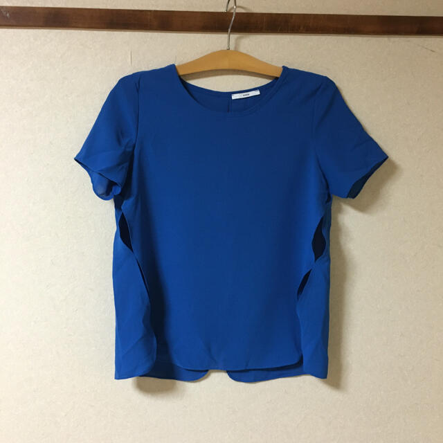 ●AGGIE おしゃれ　韓国　デザインブラウス 　ブルー 　フリーサイズ  レディースのトップス(シャツ/ブラウス(半袖/袖なし))の商品写真