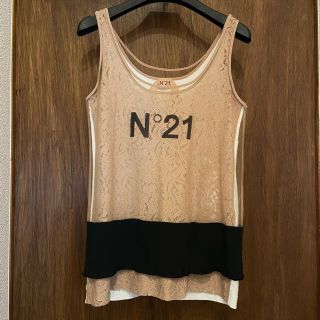 ヌメロヴェントゥーノ(N°21)の美品 ヌメロヴェントゥーノ トップス ノースリーブ(カットソー(半袖/袖なし))