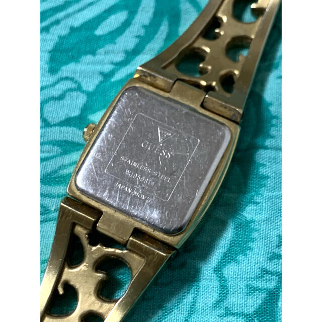 GUESS(ゲス)の電池有り★ GUESS レディース腕時計 エレガント　ゴールド レディースのファッション小物(腕時計)の商品写真