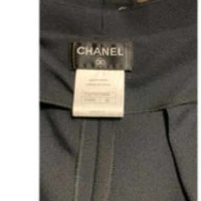 CHANEL(シャネル)のタグ付き新品CHANEL夏&春サラサラ生地のブラックポケット付きショットパンツ レディースのパンツ(ショートパンツ)の商品写真