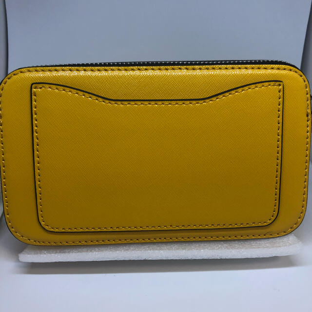 MARC JACOBS(マークジェイコブス)の◎マークジェイコブス スナップショット　ピーナッツコラボ商品 レディースのバッグ(クラッチバッグ)の商品写真