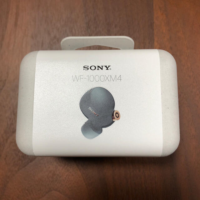 SONY(ソニー)のSONY WF-1000XM4  ブラック　新品未開封 スマホ/家電/カメラのオーディオ機器(ヘッドフォン/イヤフォン)の商品写真