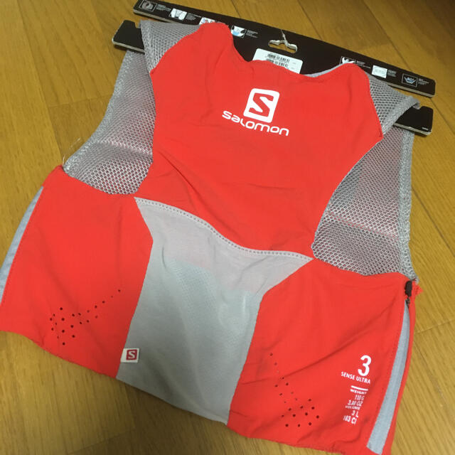 SALOMON(サロモン)のSALOMON SENSE ULTRA 3L スポーツ/アウトドアのアウトドア(登山用品)の商品写真