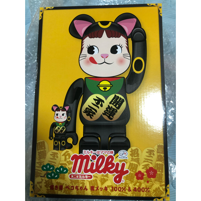 フィギュア「BE@RBRICK 招き猫 ペコちゃん 黒メッキ 100％ ＆ 400％