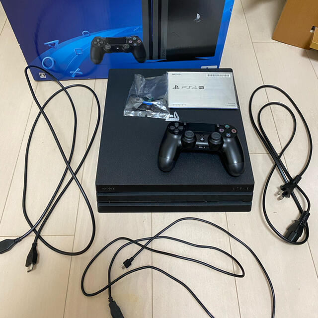 エンタメホビー「SONY PlayStation4 Pro 本体CUH-7100BB01」