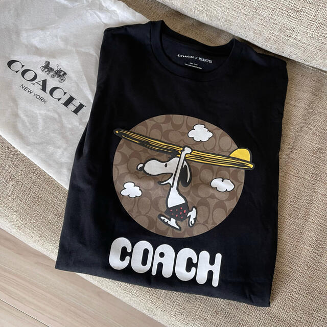 専用 新品 コーチ COACH PEANUTSコラボ メンズSサイズ Tシャツのサムネイル