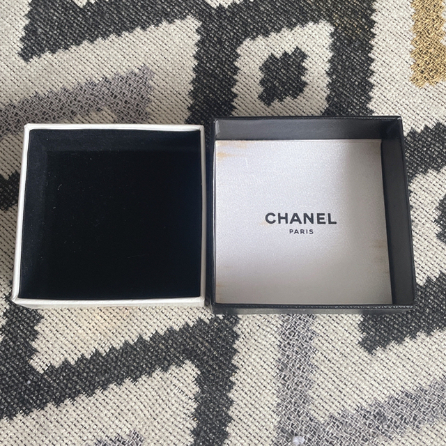 CHANEL(シャネル)のCHANEL本物レア希少ヴィンテージ ココマークネックレス男性やコレクターにも レディースのアクセサリー(ネックレス)の商品写真