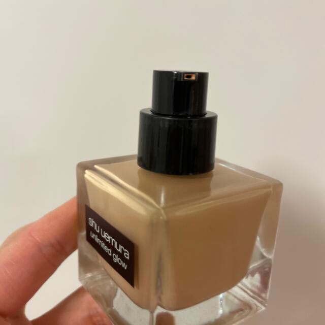 shu uemura(シュウウエムラ)のシュウウエムラ　アンリミテッド グロー フルイド コスメ/美容のベースメイク/化粧品(ファンデーション)の商品写真