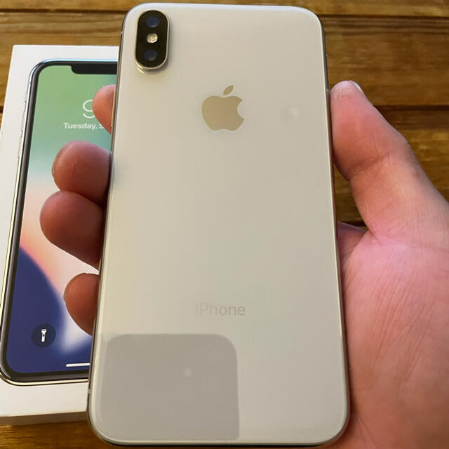 【美品】iPhone X 64GB Silver SIMフリー