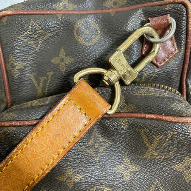 LOUIS VUITTON(ルイヴィトン)のLouis Vuitton ルイヴィトン ショルダーバッグ レディースのバッグ(ショルダーバッグ)の商品写真