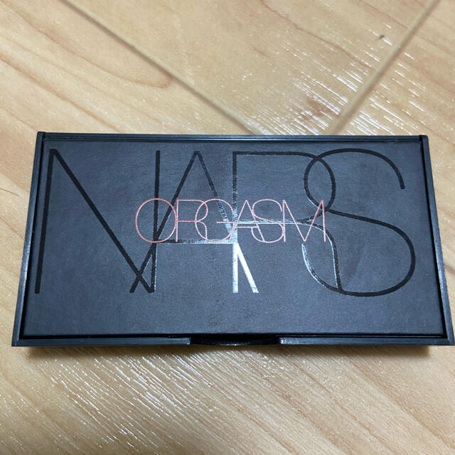 NARS(ナーズ)のNARS orgasm ミニパレット ミニオーガズム コスメ/美容のベースメイク/化粧品(アイシャドウ)の商品写真