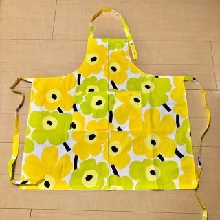 マリメッコ(marimekko)のマリメッコ エプロン ピエニウニッコ marimekko (収納/キッチン雑貨)