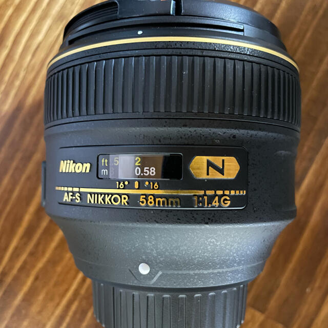 Nikon AF-S NIKKOR 58mm f/1.4G フィルター付き