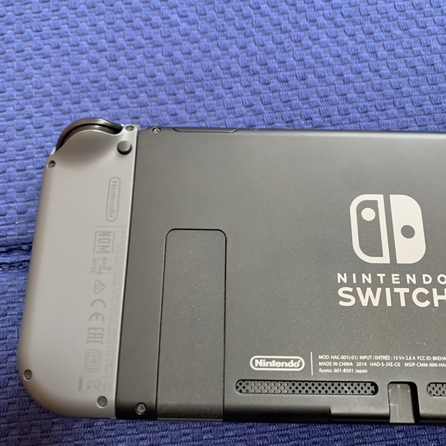 新型ニンテンドースイッチ　Nintendo Switch 本体　☆美品☆