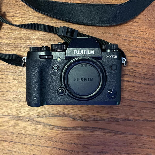 ファッションデザイナー 富士フイルム - FUJIFILM X-T2 2本レンズ付き