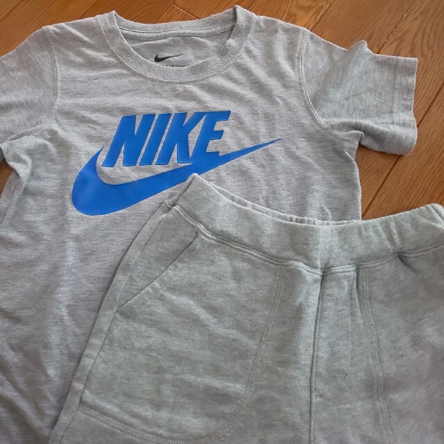 NIKE(ナイキ)のナイキ×ユニクロ120 キッズ/ベビー/マタニティのキッズ服男の子用(90cm~)(Tシャツ/カットソー)の商品写真