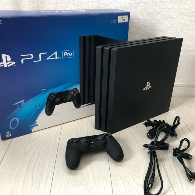 PlayStation4 Pro PS4 本体 CUH-7000B 1TB