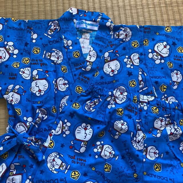 西松屋(ニシマツヤ)のドラえもん甚平　100 キッズ/ベビー/マタニティのキッズ服男の子用(90cm~)(甚平/浴衣)の商品写真