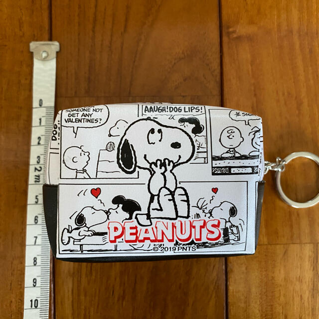 PEANUTS(ピーナッツ)のSNOOPY ミニポーチ エンタメ/ホビーのおもちゃ/ぬいぐるみ(キャラクターグッズ)の商品写真