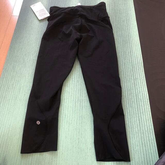 Lululemon Size 6 Swift Speed HR Crop 21” Red DKRD Pant Luxtreme