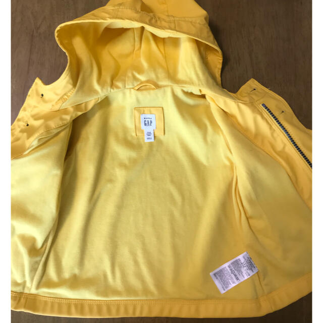 babyGAP(ベビーギャップ)のbabyGAP レインコート　80cm キッズ/ベビー/マタニティのこども用ファッション小物(レインコート)の商品写真