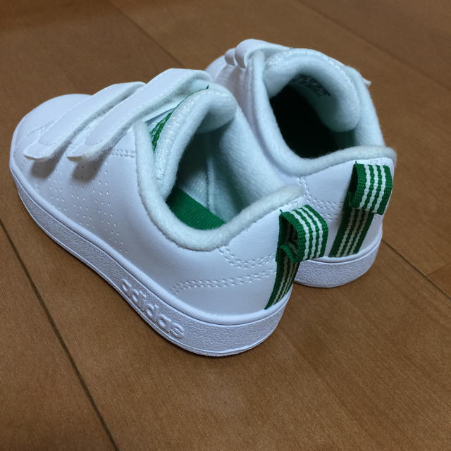 adidas(アディダス)の☆adidasベビーシューズ☆ キッズ/ベビー/マタニティのベビー靴/シューズ(~14cm)(スニーカー)の商品写真