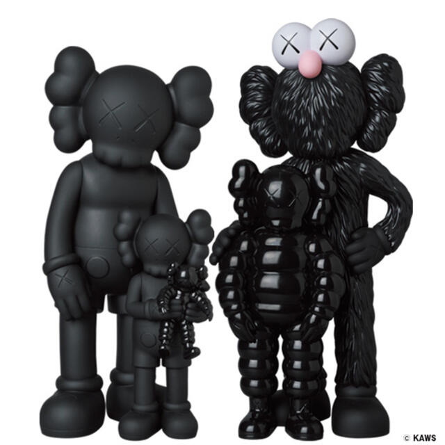 KAWS FAMILY BLACKキャラクターグッズ