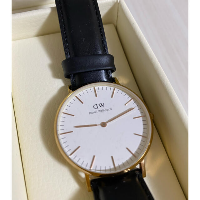 Daniel Wellington(ダニエルウェリントン)のダニエルウェリントン36mm黒アンティークゴールド レディースのファッション小物(腕時計)の商品写真