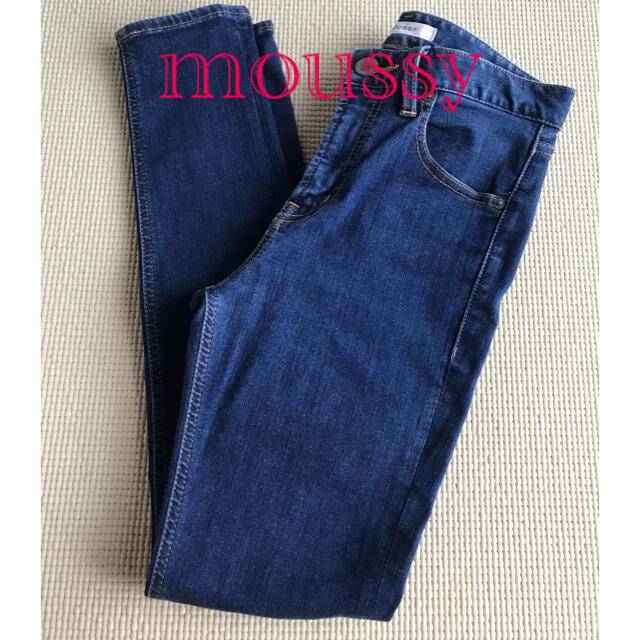 moussy(マウジー)の専用　moussy ストレッチスキニーデニム　25 レディースのパンツ(デニム/ジーンズ)の商品写真