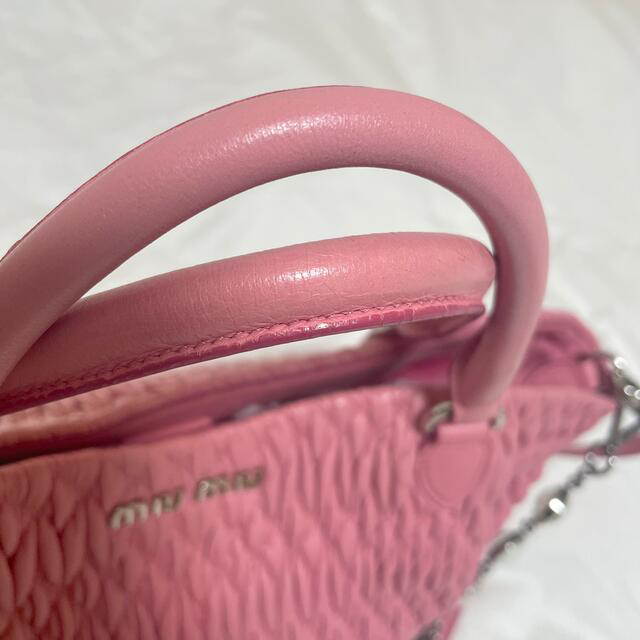 miumiu(ミュウミュウ)のmiumiu♡ピンク♡ビジュー♡バッグ♡ レディースのバッグ(ハンドバッグ)の商品写真