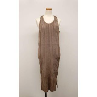 アクネ(ACNE)のACNE STUDIOS (アクネ) TankMidiDress Beige(ひざ丈ワンピース)