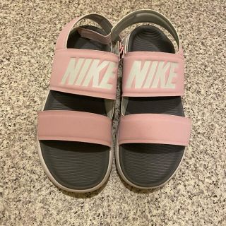 ナイキ(NIKE)のNIKE ナイキ サンダル(サンダル)