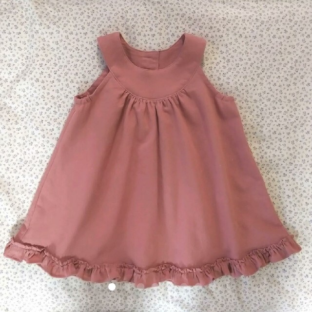 丸ヨーク裾フリルワンピース☆90size キッズ/ベビー/マタニティのキッズ服女の子用(90cm~)(ワンピース)の商品写真