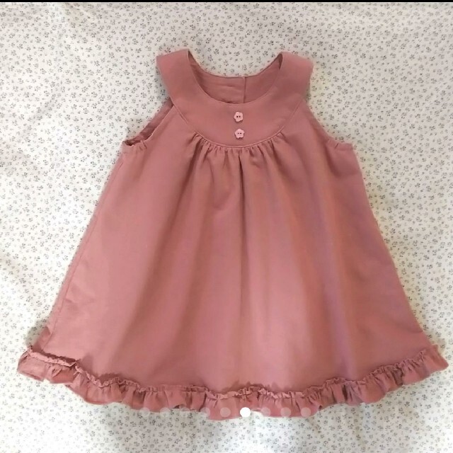 丸ヨーク裾フリルワンピース☆90size キッズ/ベビー/マタニティのキッズ服女の子用(90cm~)(ワンピース)の商品写真