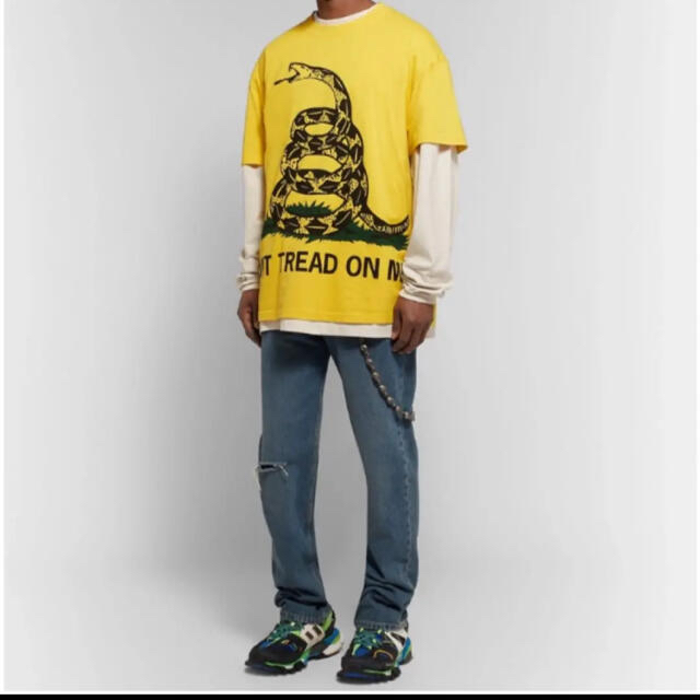 VETEMENTS SNAKE TEE メンズのトップス(Tシャツ/カットソー(半袖/袖なし))の商品写真