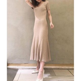 エイミーイストワール(eimy istoire)のeimyistoire スプリングカラーフレアニットワンピース BEIGE(ロングワンピース/マキシワンピース)