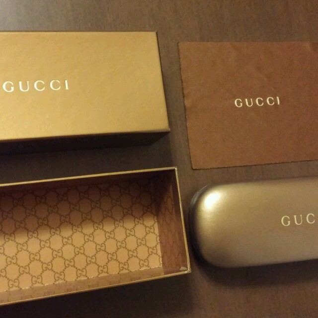 Gucci(グッチ)のGUCCI メガネケース メンズのファッション小物(サングラス/メガネ)の商品写真