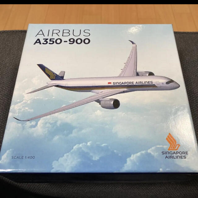 AIRBUS A350-900  SINGAPORE AIRLINES エンタメ/ホビーのおもちゃ/ぬいぐるみ(模型/プラモデル)の商品写真