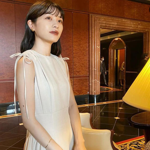 L'Or drawsting dress アイボリー S 即納 33%割引 opwelna.nl