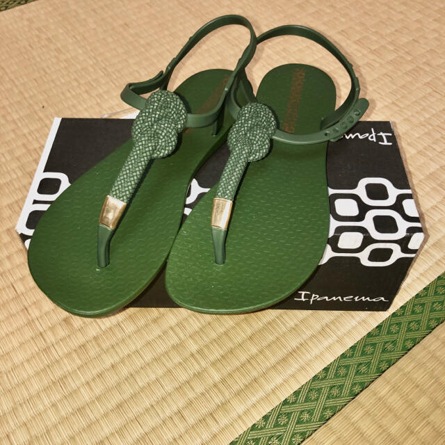 新品 未使用 I panema ノットサンダル 23cm グリーン 緑 レディースの靴/シューズ(サンダル)の商品写真