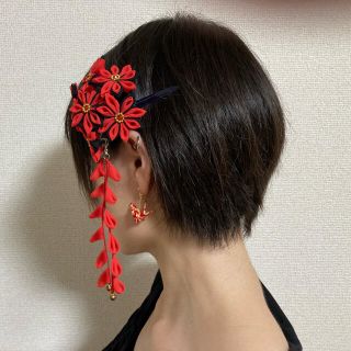 クリップかんざし　ヘアクリップ　バレッタ　簪　花　赤　織紫庵　おりしあん(バレッタ/ヘアクリップ)