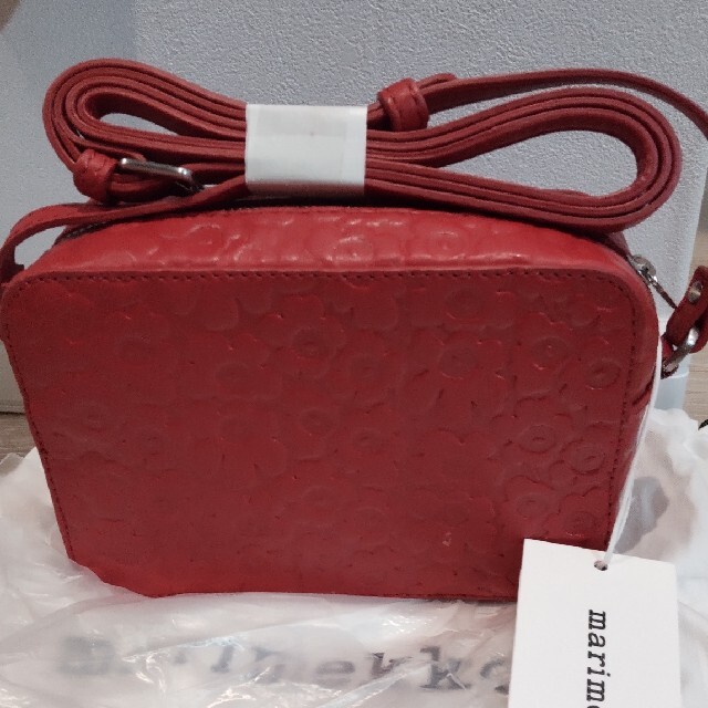 marimekko(マリメッコ)の土日特価⭐新品未使用 マリメッコmarimekko nerva ショルダーバッグ レディースのバッグ(ショルダーバッグ)の商品写真