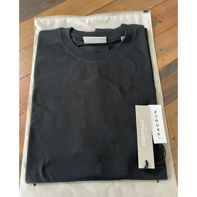 FEAR OF GOD(フィアオブゴッド)のFOG - Essentials T-Shirt BK Sサイズ メンズのトップス(Tシャツ/カットソー(半袖/袖なし))の商品写真