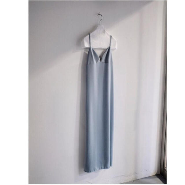 人気色 Litmus her praha ドレス ベージュ - 通販 - copam.com.pe