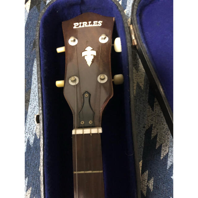 5弦バンジョー Pirles ピアレス 弦、ハードケース付き