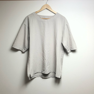 センスオブプレイスバイアーバンリサーチ(SENSE OF PLACE by URBAN RESEARCH)の美品　センスオブプレイス　グレー   tシャツ   オーバーサイズ(Tシャツ/カットソー(半袖/袖なし))