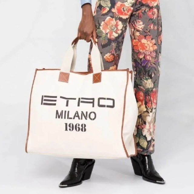 ETRO(エトロ)のETRO MILANO 1968 トートバッグ レディースのバッグ(トートバッグ)の商品写真