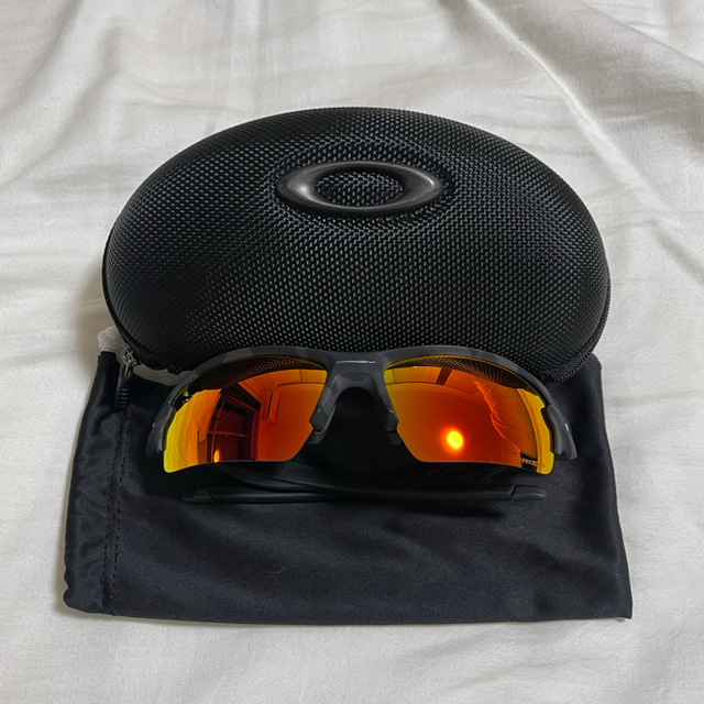 Oakley(オークリー)のオークリーサングラス メンズのファッション小物(サングラス/メガネ)の商品写真